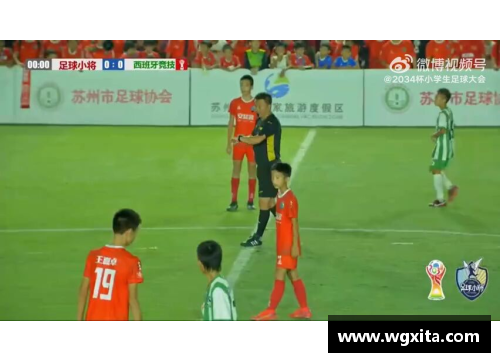 足球球星挂纸盛况回顾与精彩瞬间盘点